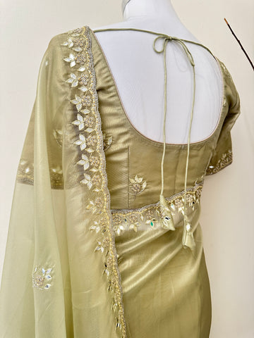 Ready-To-Wear Saree RYWNAD Ready-To-Wear Saree RYWNAD