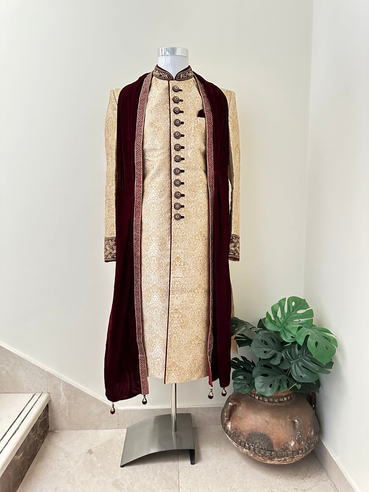 Indian Groom Sherwani RYWDIV