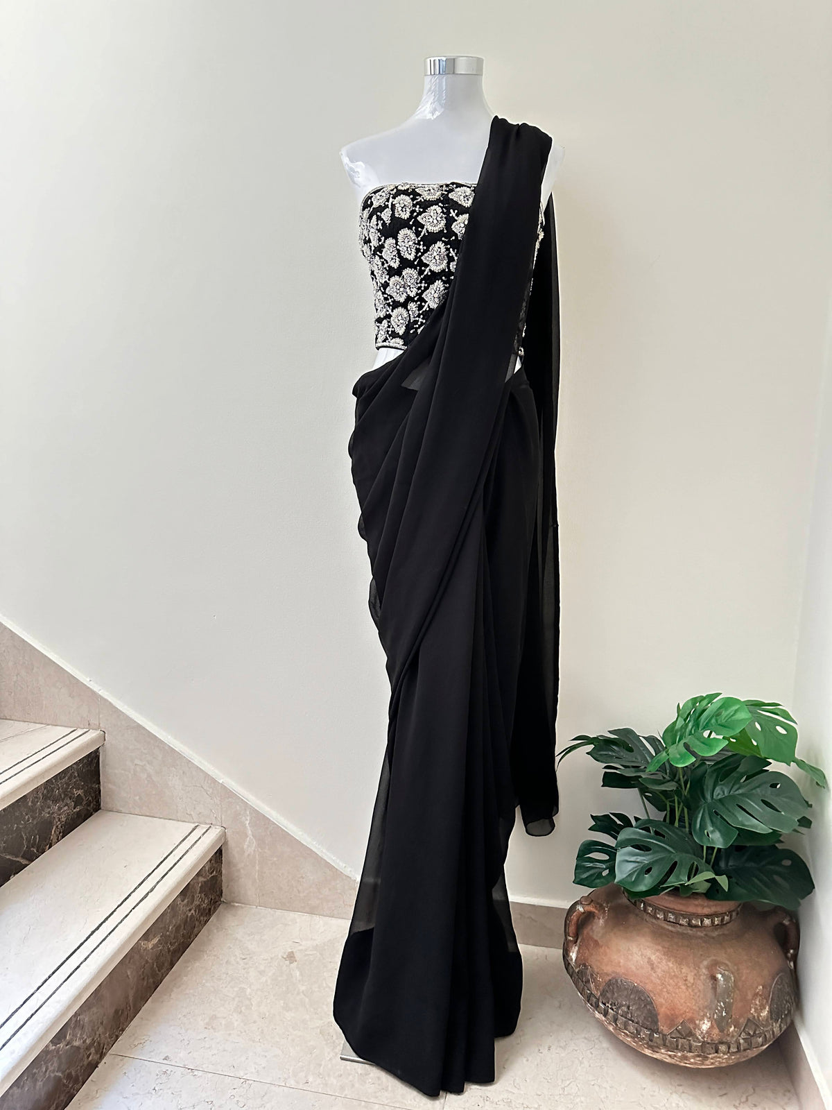 Black Saree RYWKIR