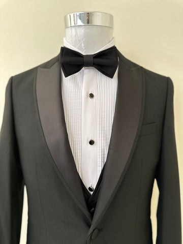 Tuxedo RYW-TUX56