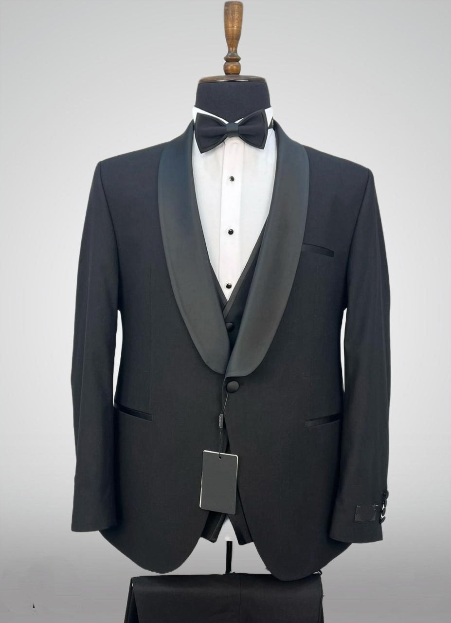 Plus Size Tuxedo Set